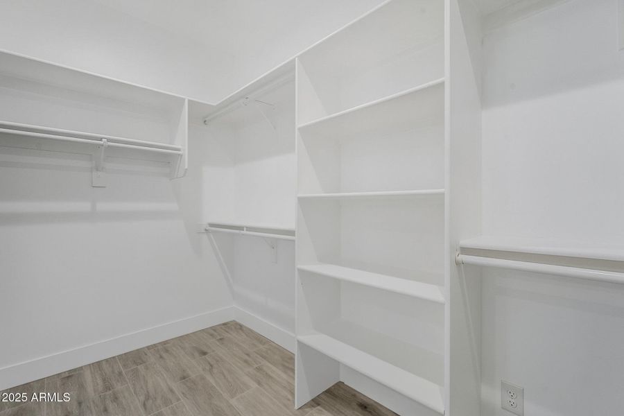 ListerPros-28 ListerPros-28