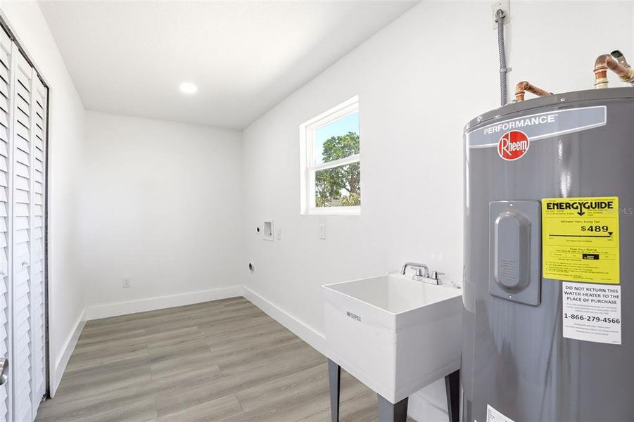 Furnished interior view inside a new home in , Cocoa (Image 10).