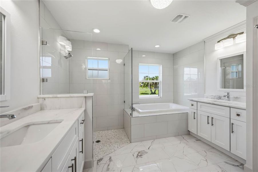 Furnished interior view inside a new home in , Port Charlotte (Image 19).