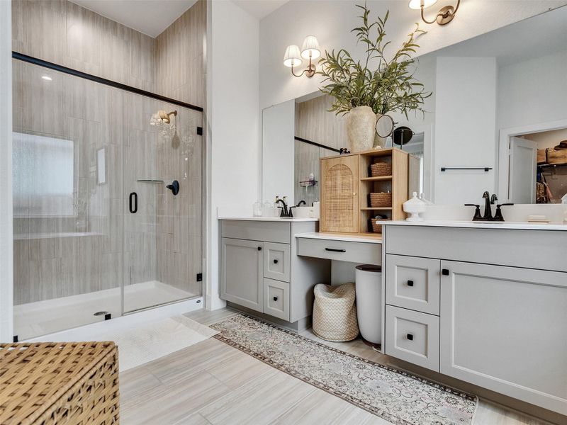 Furnished interior view inside a new home in , Katy (Image 29).