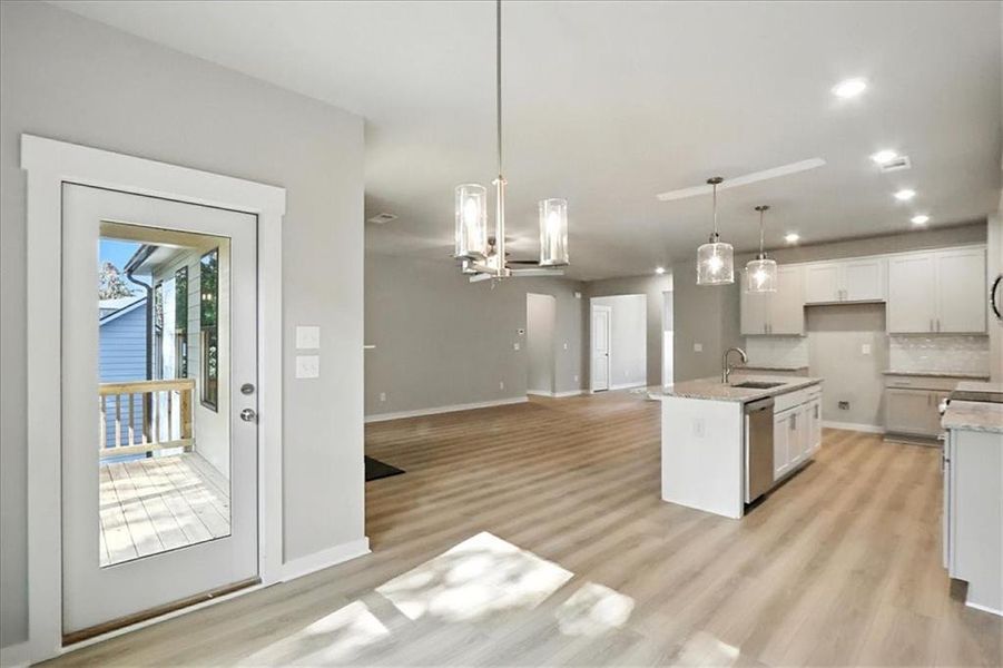 Image 53 of a home in .