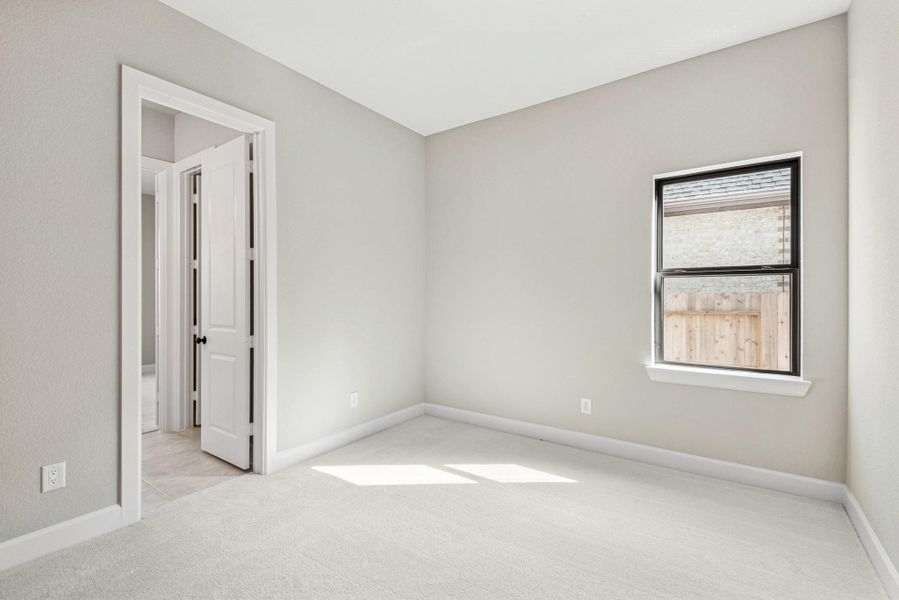 Spacious, unfurnished interior of a new home in ARTAVIA 65' Homesites, Conroe (Image 33).