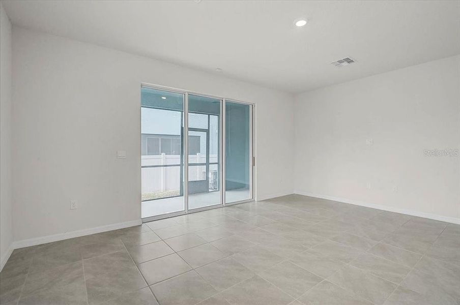 Spacious, unfurnished interior of a new home in , Bradenton (Image 23). Spacious, unfurnished interior of a new home in , Bradenton (Image 23).