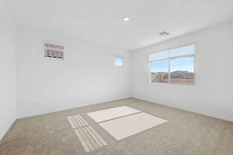 Spacious, unfurnished interior of a new home in Tyler Ranch, Buckeye (Image 11).