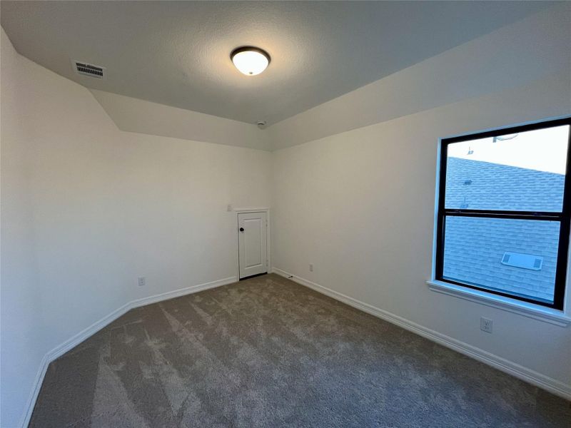 Spacious, unfurnished interior of a new home in Oakwood Estates, Waller (Image 14). Spacious, unfurnished interior of a new home in Oakwood Estates, Waller (Image 14).
