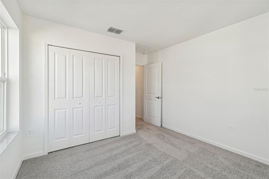 Spacious, unfurnished interior of a new home in Southpointe, Palmetto (Image 14).