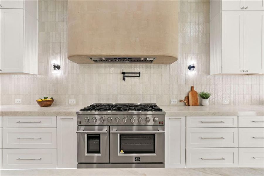 Close-up of interior finishes inside a home in , Lawrenceville (Image 19).
