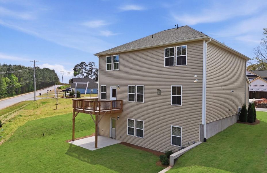 Exterior details and patio area of a home in Indigo Park, Easley (Image 3).