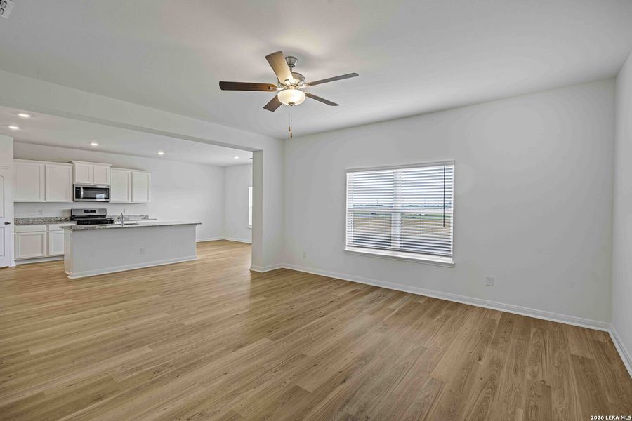 Spacious, unfurnished interior of a new home in , San Antonio (Image 13).