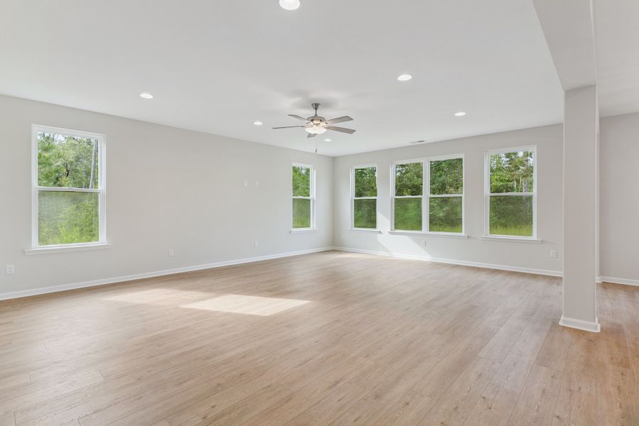 Spacious, unfurnished interior of a new home in NorthShore on the St. Marys River, Kingsland (Image 25). Spacious, unfurnished interior of a new home in NorthShore on the St. Marys River, Kingsland (Image 25).
