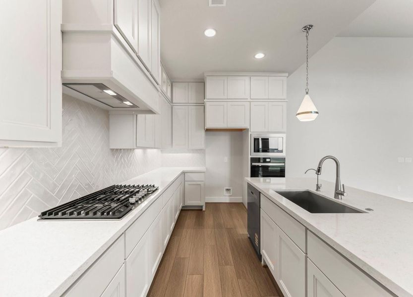 Great Storage and Counterspace with Gas Cooktop and Vent to Exterior Great Storage and Counterspace with Gas Cooktop and Vent to Exterior