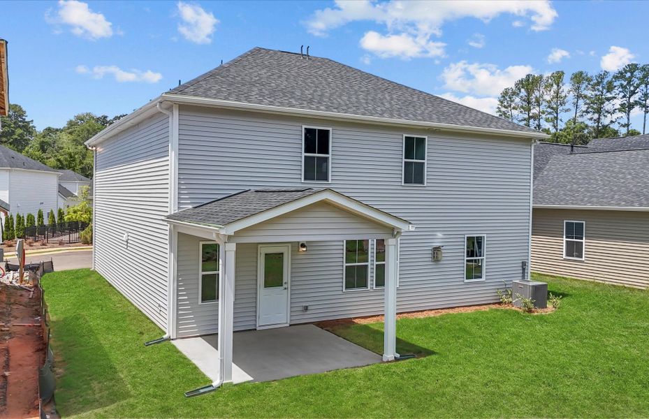 Exterior details and patio area of a home in Indigo Park, Easley (Image 3).