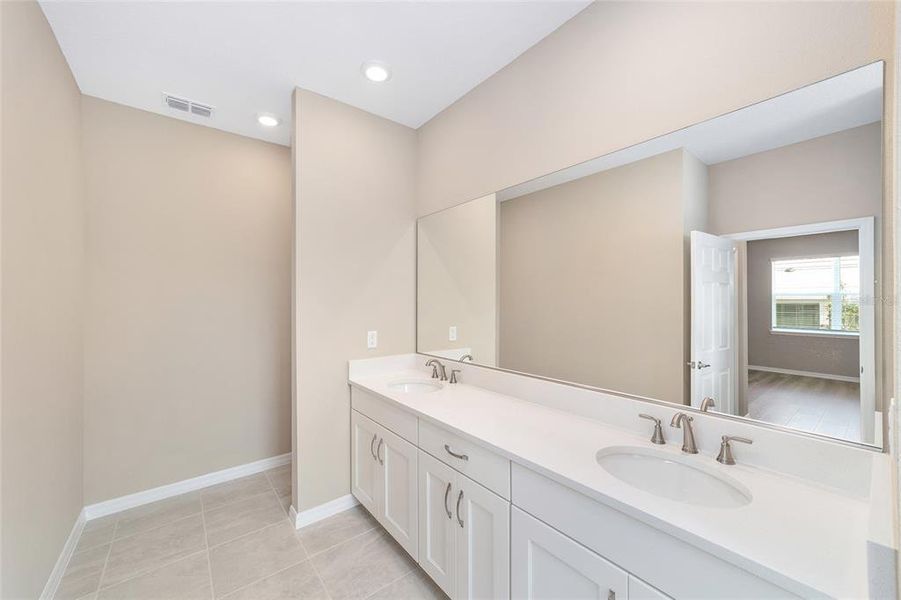 Furnished interior view inside a new home in , Ocala (Image 11).