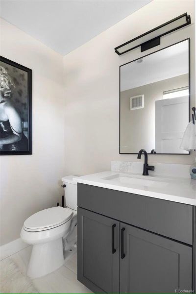 Furnished interior view inside a new home in , Winter Park (Image 12).