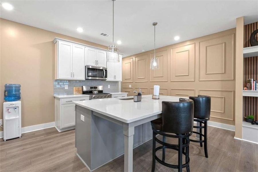 Furnished interior view inside a new home in , Conyers (Image 13). Furnished interior view inside a new home in , Conyers (Image 13).