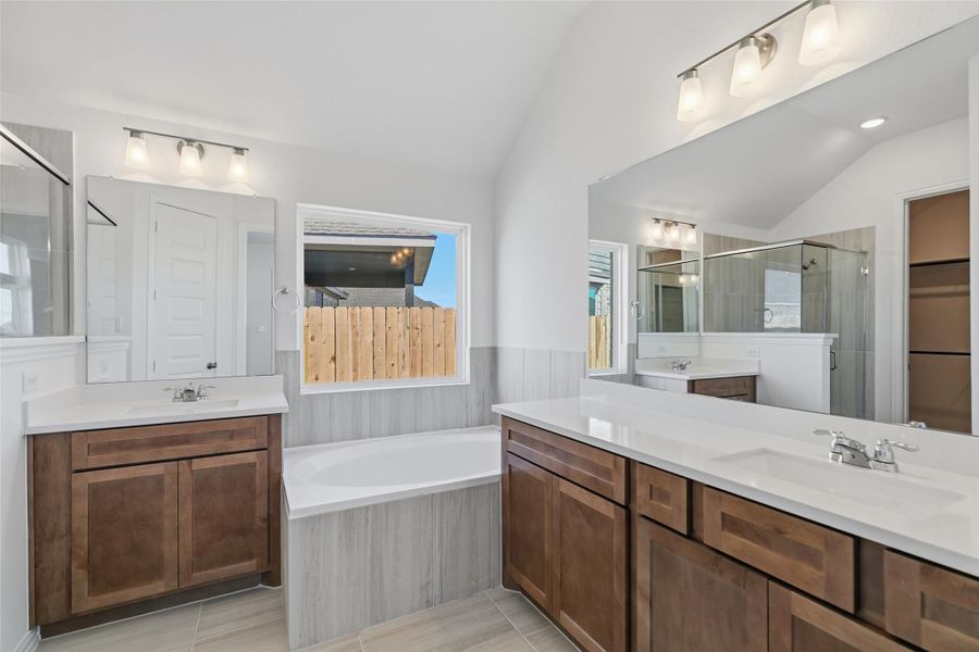 Furnished interior view inside a new home in Wildrye, Waller (Image 8).