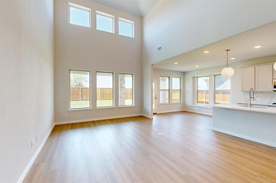 Spacious, unfurnished interior of a new home in Lilybrooke at Legacy Hills, Celina (Image 26).