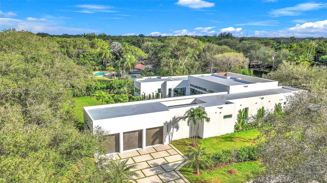 Image 48 of a home in .