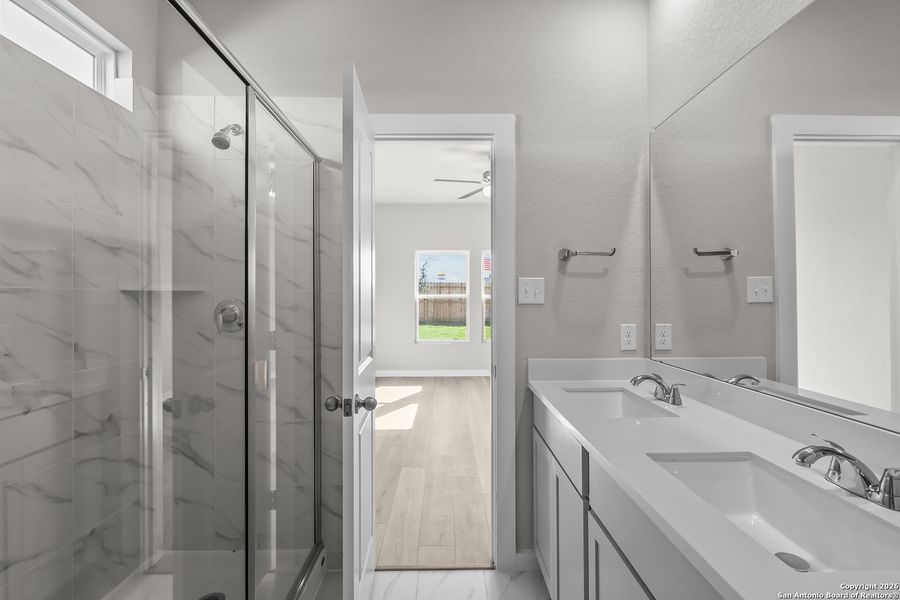 Furnished interior view inside a new home in Garden Grove, San Antonio (Image 11).