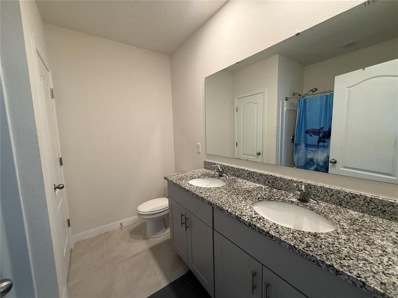 Furnished interior view inside a new home in , Edgewater (Image 9).