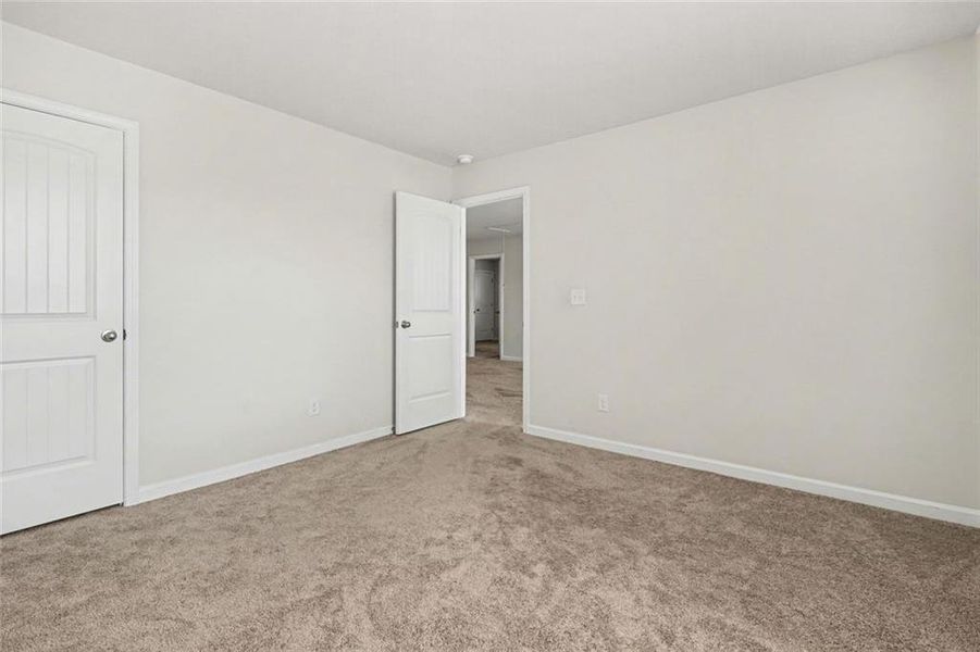 Spacious, unfurnished interior of a new home in , Covington (Image 27).