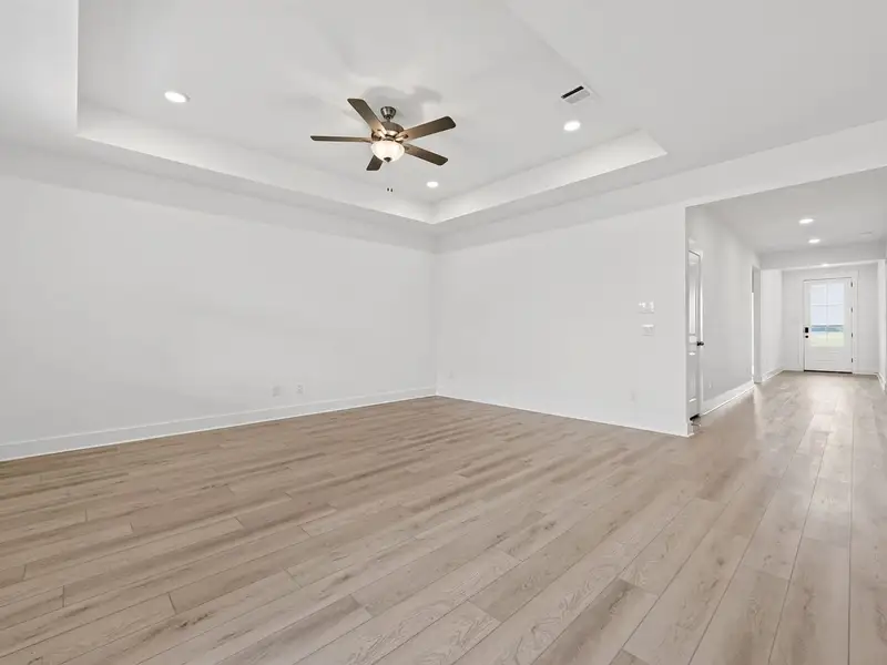 Spacious, unfurnished interior of a new home in Meadow Ridge Estates, Josephine (Image 20).