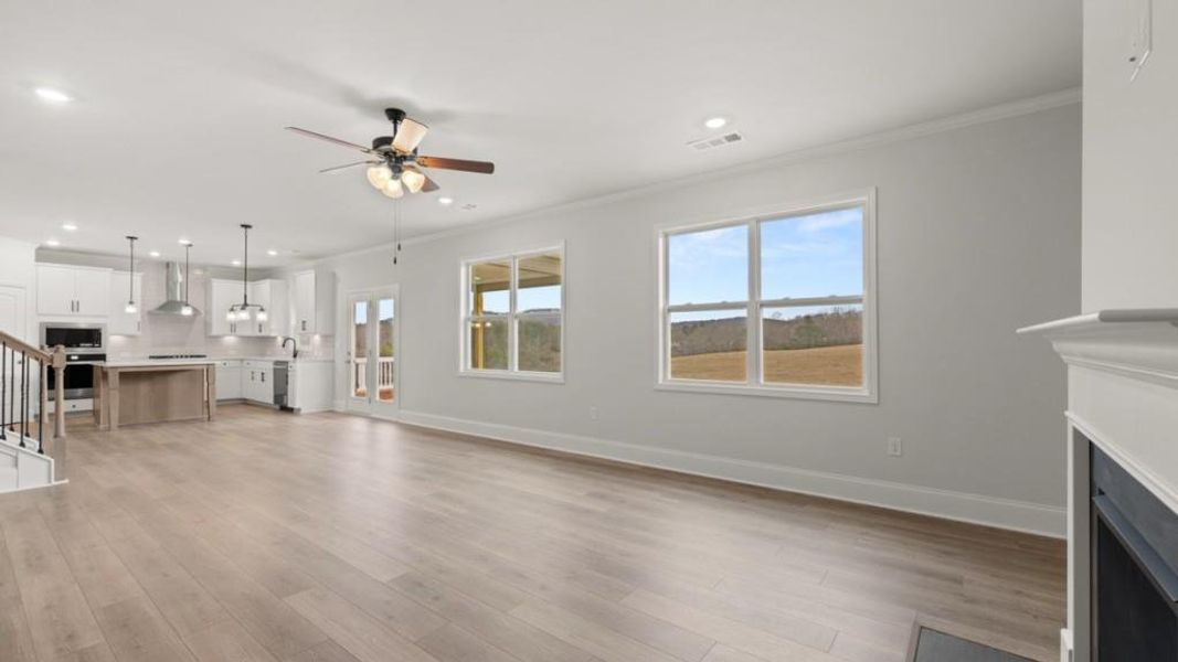 Spacious, unfurnished interior of a new home in Thalley Creek Estates, Cumming (Image 32).