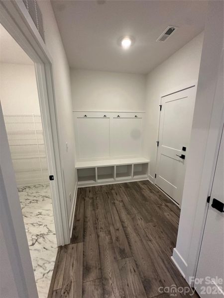 Spacious, unfurnished interior of a new home in Cardiff Glyn, Catawba (Image 10). Spacious, unfurnished interior of a new home in Cardiff Glyn, Catawba (Image 10).