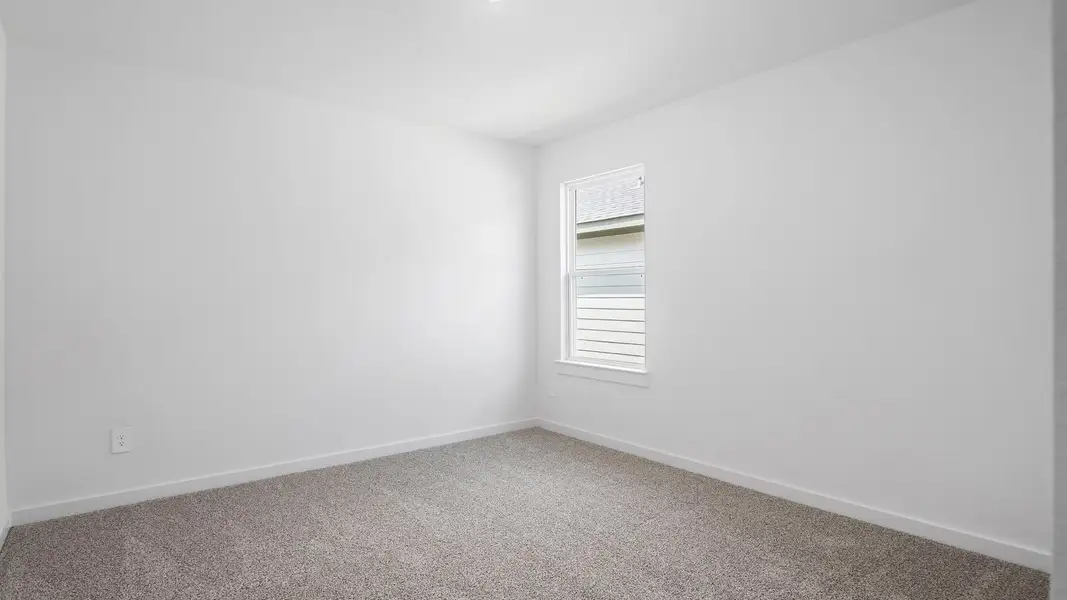 Spacious, unfurnished interior of a new home in Tamarron, Fulshear (Image 19).