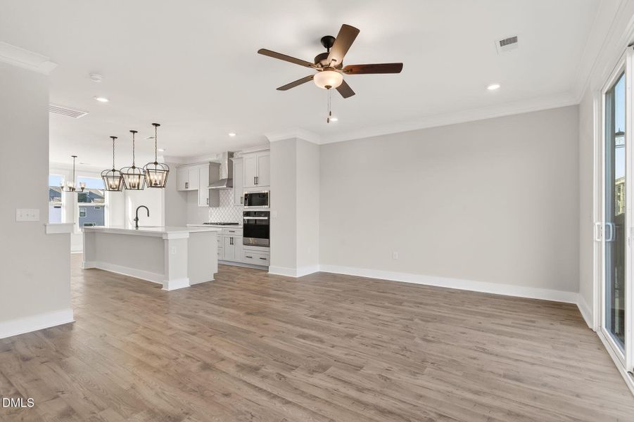 19-web-or-mls-DSC03393 19-web-or-mls-DSC03393