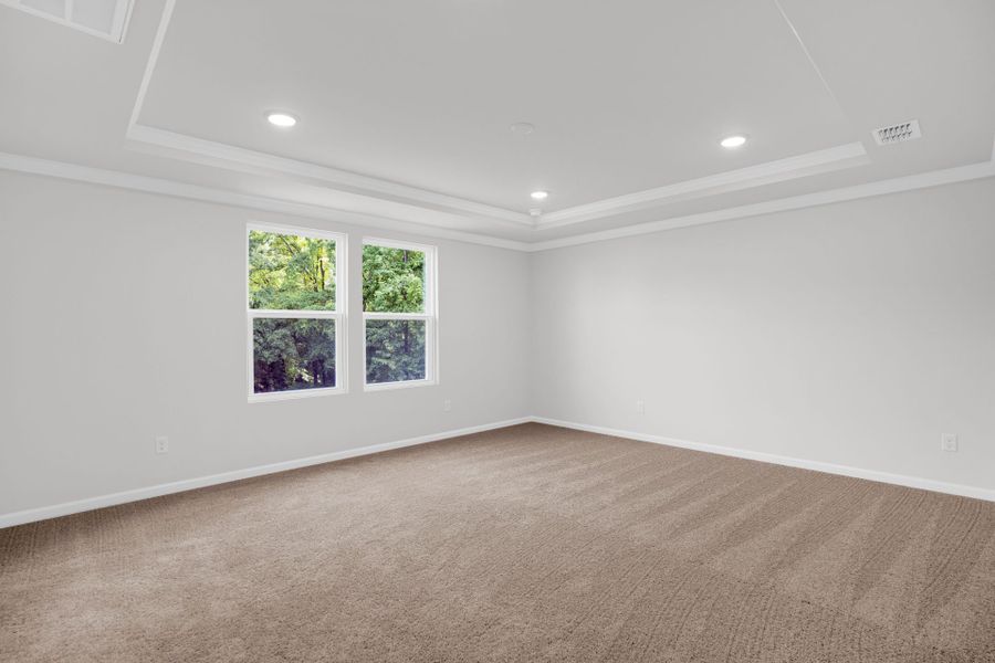 Spacious, unfurnished interior of a new home in Carriage Estates, Lexington (Image 35).