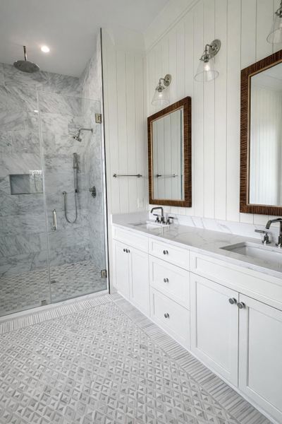 Furnished interior view inside a new home in , Ravenel (Image 6).