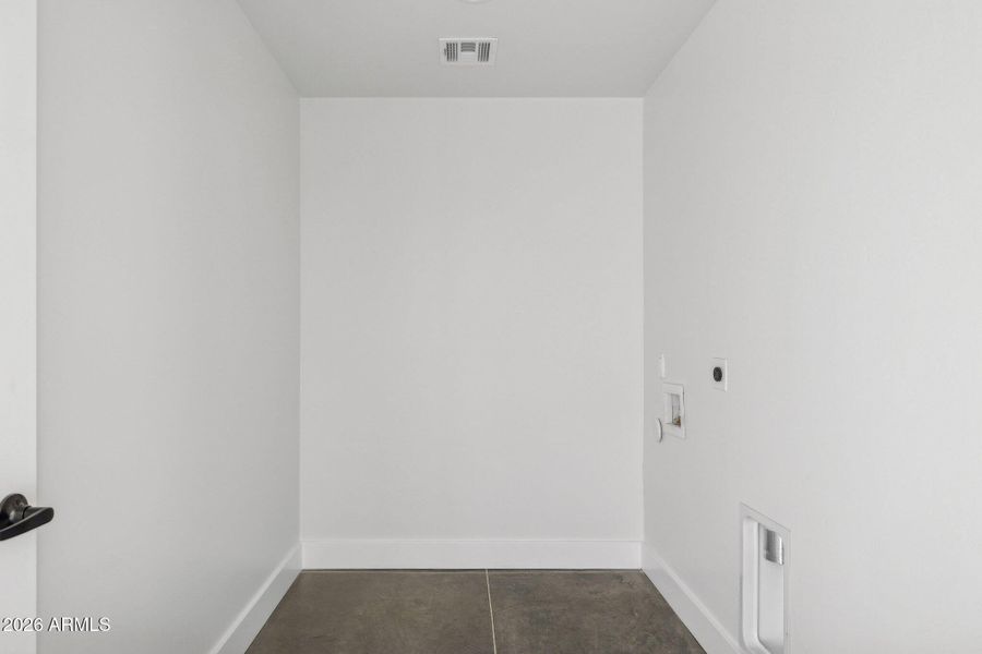 31-web-or-mls-46210-n-36th-ave