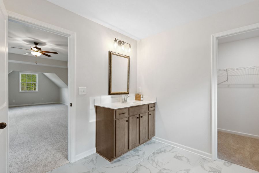 Owner's Bathroom:The Cypress