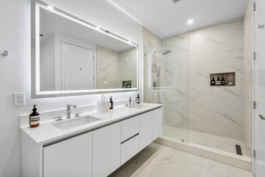 024-220LakeShoreDrive-2109-LakePark-FL-3