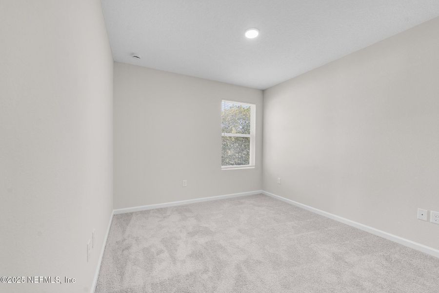 Spacious, unfurnished interior of a new home in , Jacksonville (Image 26).