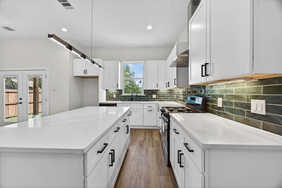 Furnished interior view inside a new home in , Fort Worth (Image 15).