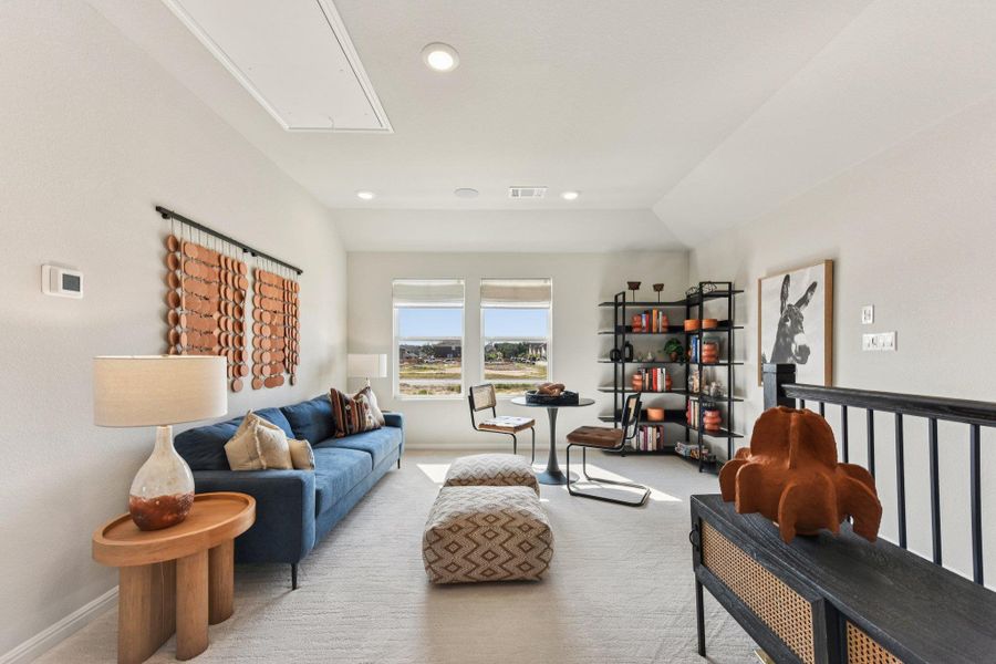 Furnished interior view inside a new home in La Cima, San Marcos (Image 28).