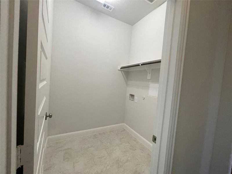 Furnished interior view inside a new home in Mercer Meadows, Royse City (Image 7). Furnished interior view inside a new home in Mercer Meadows, Royse City (Image 7).