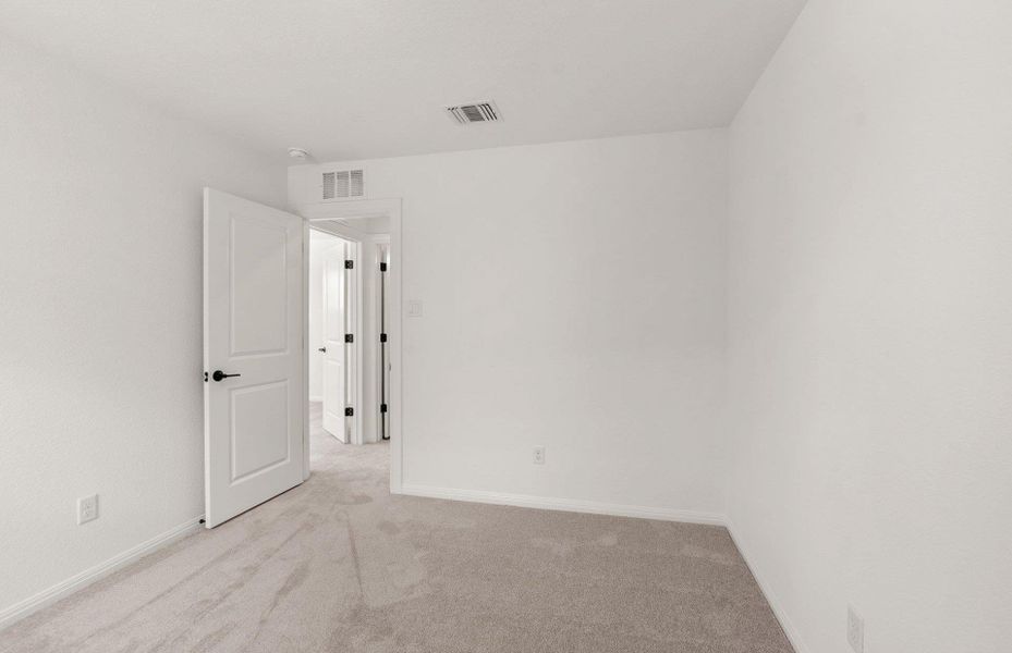 Spacious, unfurnished interior of a new home in Horizon Lake, Leander (Image 23). Spacious, unfurnished interior of a new home in Horizon Lake, Leander (Image 23).