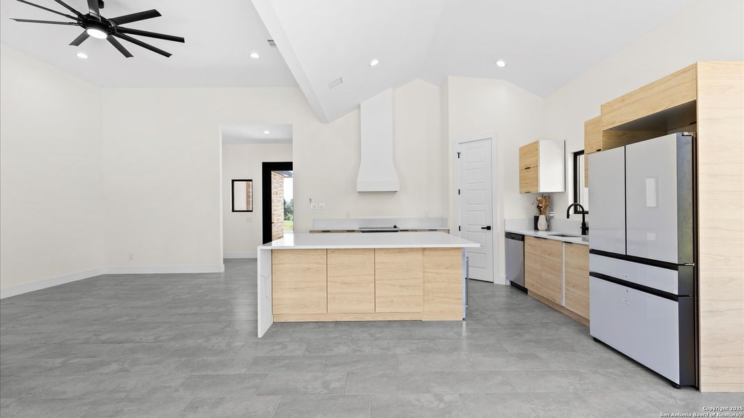 Furnished interior view inside a new home in , Blanco (Image 14).