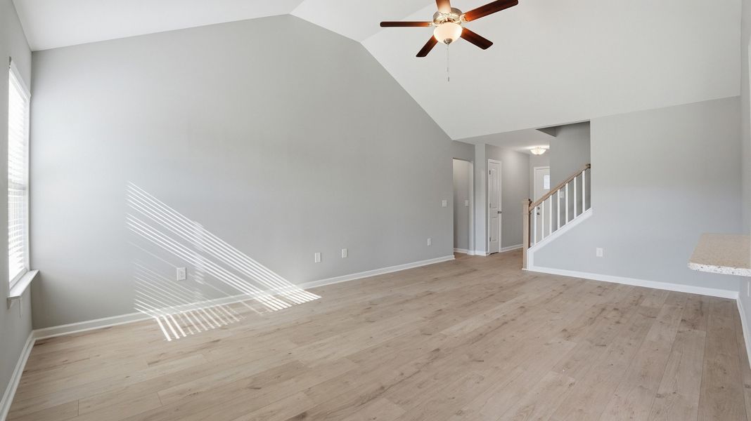 Spacious, unfurnished interior of a new home in Stillwater, Tullahoma (Image 14).