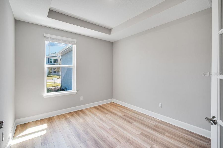 Spacious, unfurnished interior of a new home in Hammock at Two Rivers, Zephyrhills (Image 31).