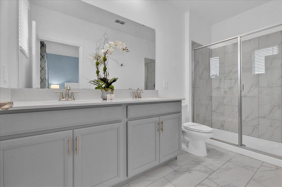 Furnished interior view inside a new home in , Davenport (Image 13).