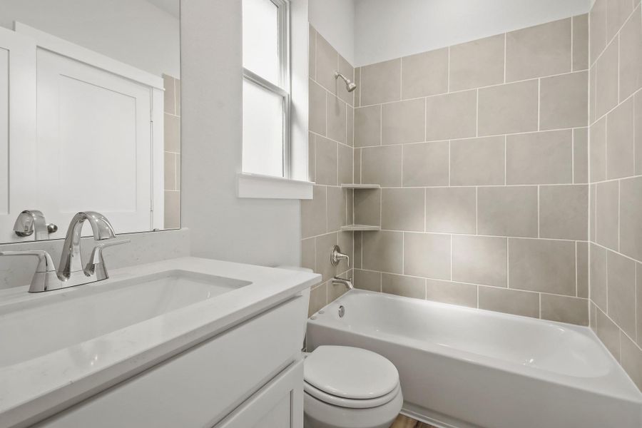 Furnished interior view inside a new home in River Ranch Trails, Angleton (Image 8). Furnished interior view inside a new home in River Ranch Trails, Angleton (Image 8).