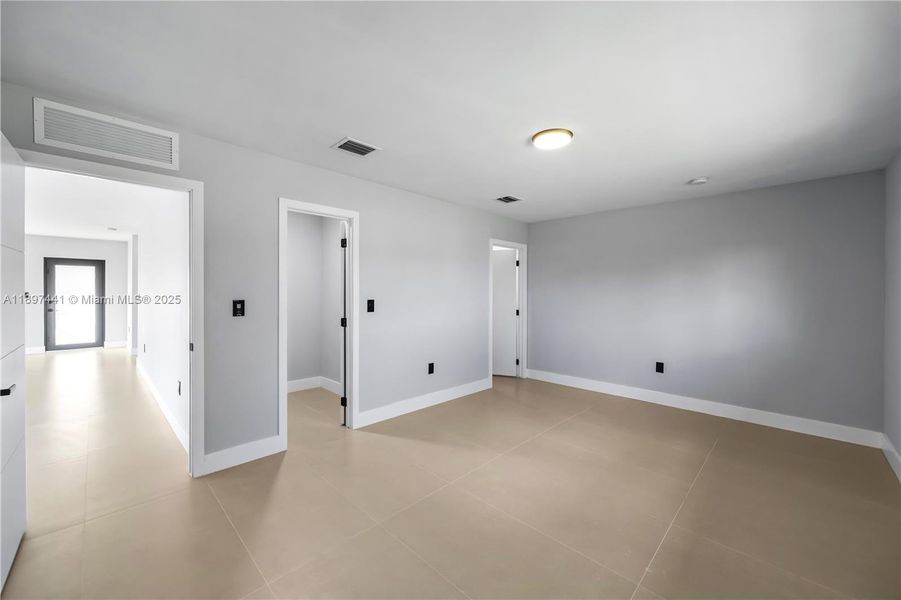 Spacious, unfurnished interior of a new home in , Dania Beach (Image 16). Spacious, unfurnished interior of a new home in , Dania Beach (Image 16).