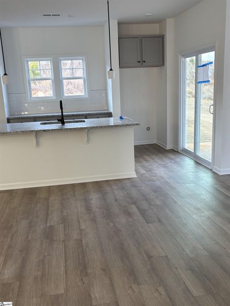 Spacious, unfurnished interior of a new home in Hazelwood, Boiling Springs (Image 9).