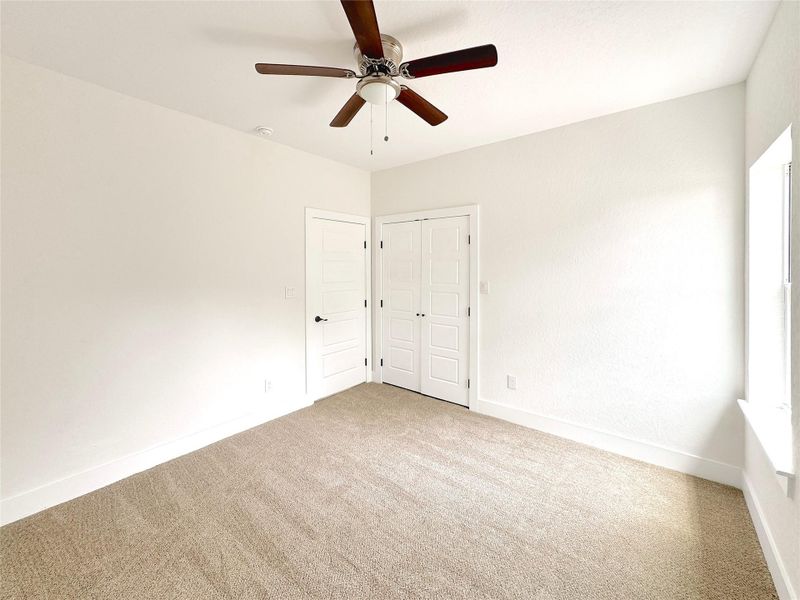 Spacious, unfurnished interior of a new home in , Spring Branch (Image 9).