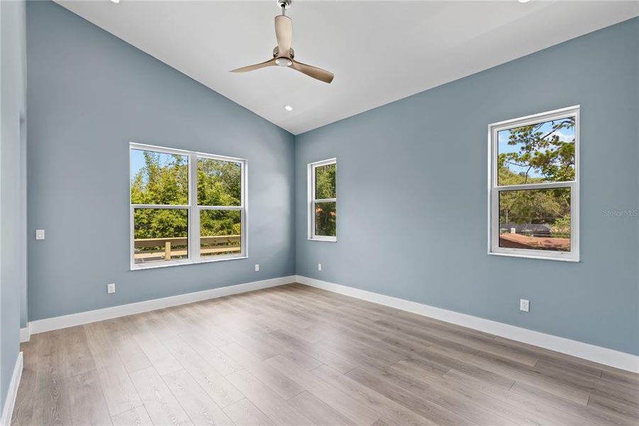 Spacious, unfurnished interior of a new home in , Crystal Beach (Image 41).