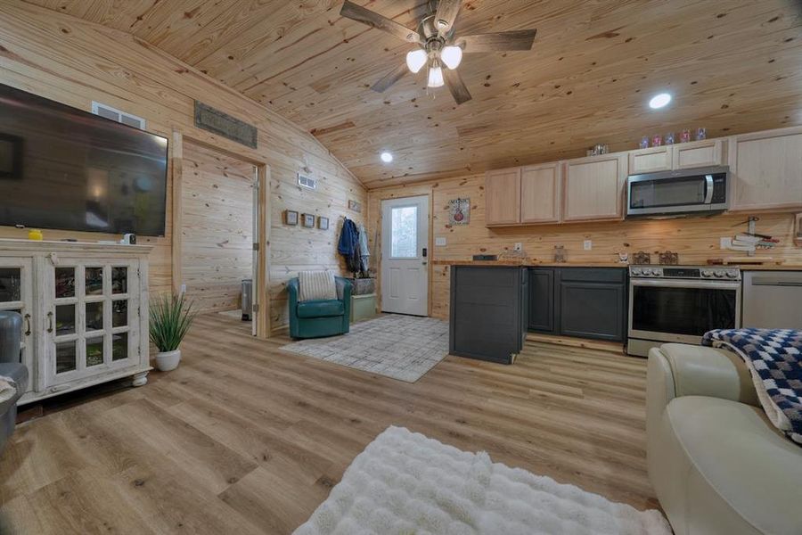 Furnished interior view inside a new home in , Grand Saline (Image 6).